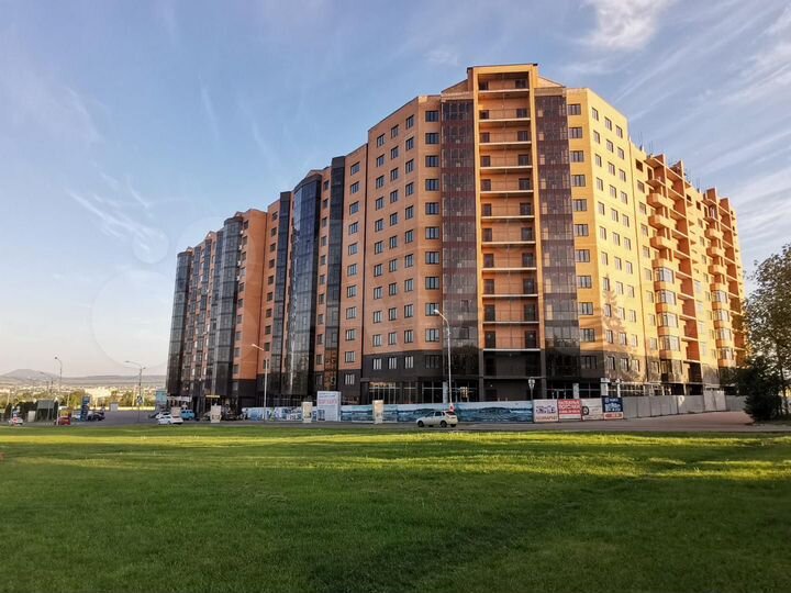 2-к. квартира, 90 м², 4/12 эт.