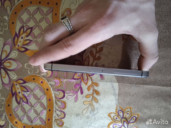 iPhone 5S, 16 ГБ