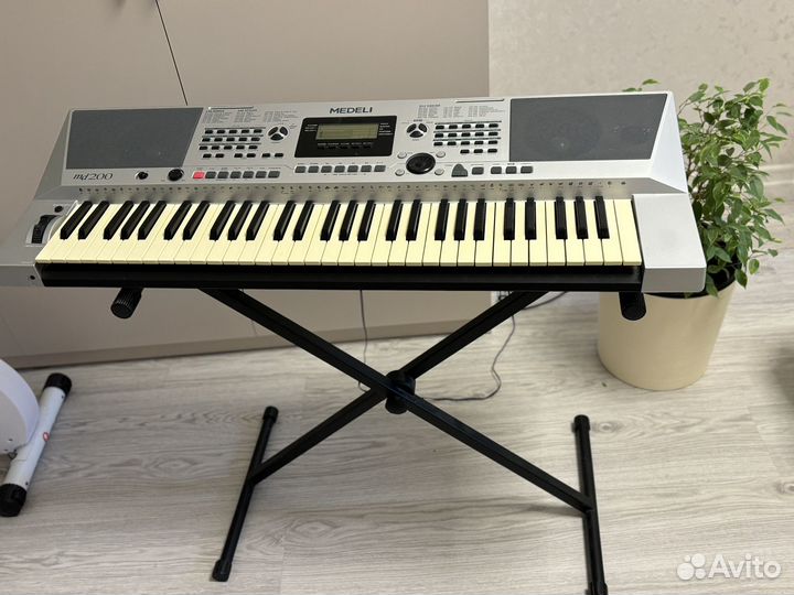 Синтезатор medeli md200