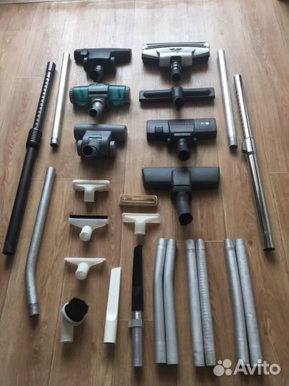 Шланги, трубки и щетки к пылесосам