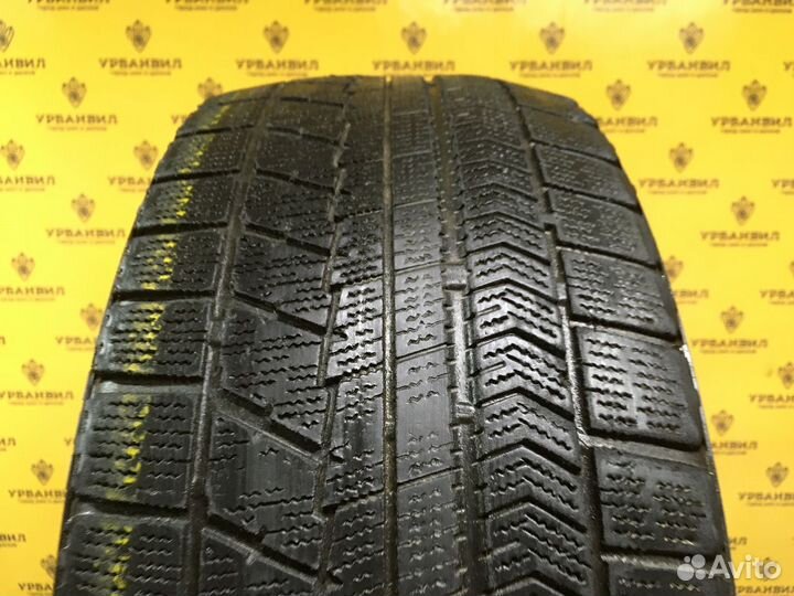 Bridgestone Blizzak VRX 235/45 R18 94S