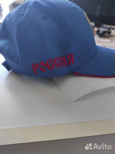 Бейсболка новая