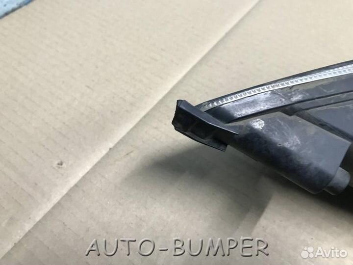 Volkswagen Passat B7 2011- Фара противотуманная пр