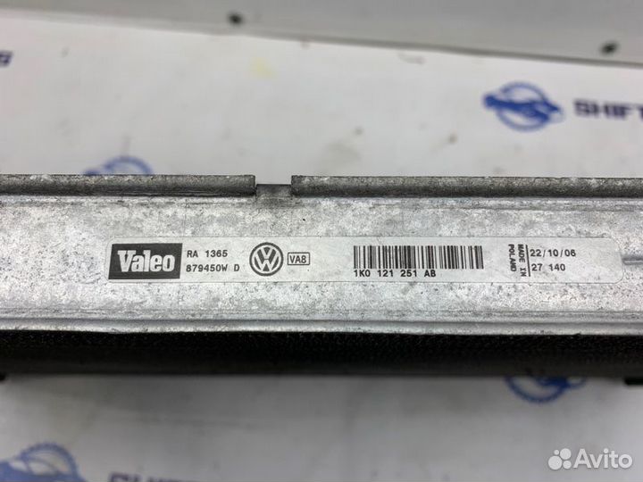 Радиатор охлаждения двигателя Audi Tt 8J 2008