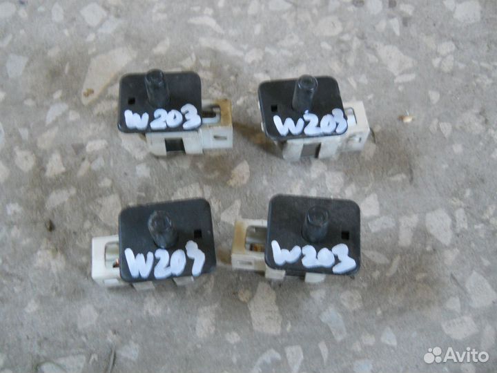 W203 Концивики дверей Mercedes