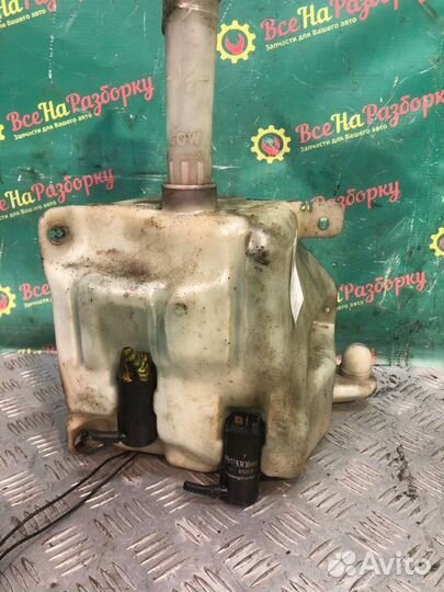 Бачок омывателя Mazda 626 хэтчбек 1.8 Л 1993