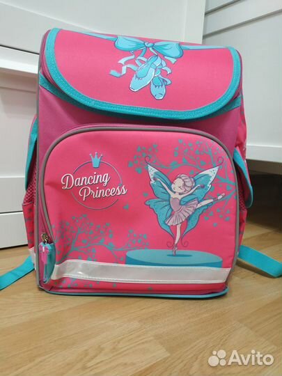 Рюкзак школьный для девочки новый