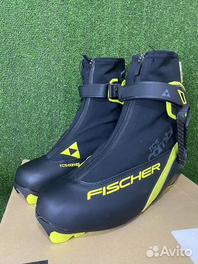 Лыжные ботинки Fischer RC3 Skate S15619 NNN