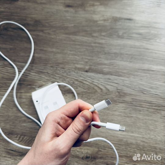 Кабель Apple USB-C 2m