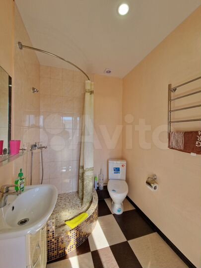 Дом 207 м² на участке 3 сот.