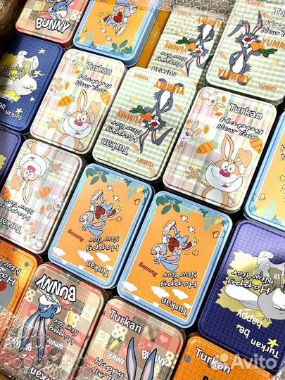 Носки в подарочной банке женские