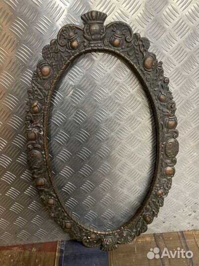 Рамка для зеркала старинная