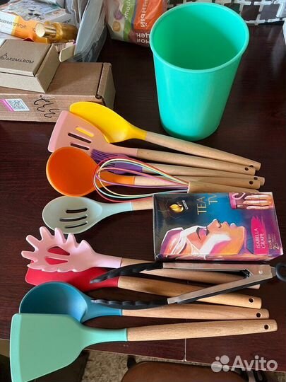 Набор кухонных принадлежностей с подставкой