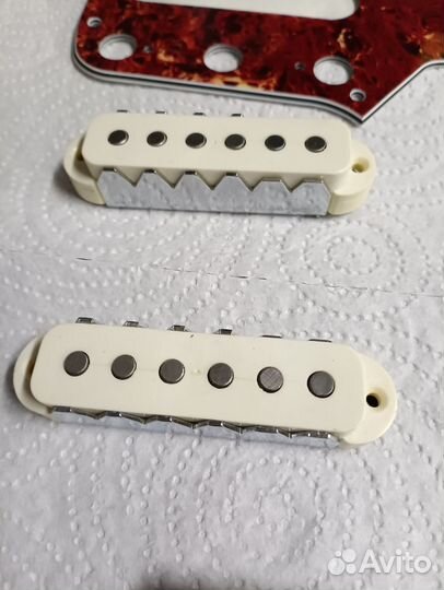 Электрогитара