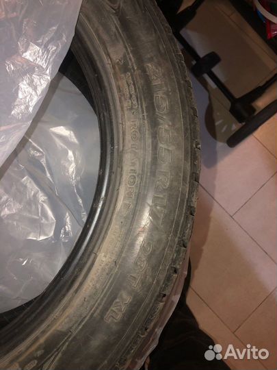 Nokian Tyres Hakkapeliitta 7 215/55 R17