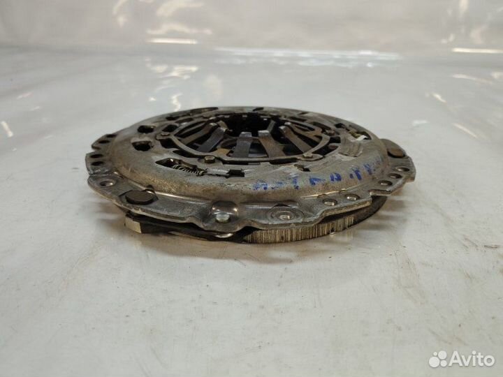 Корзина сцепления Opel Astra H Z16XE 2004