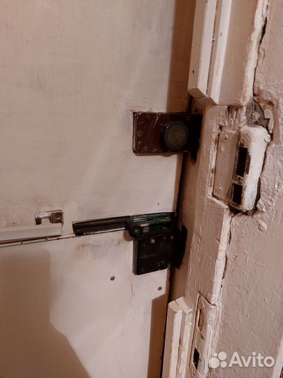 Металлическая дверь бу