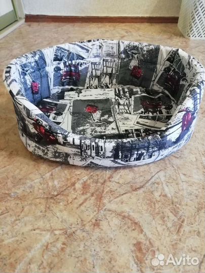 Лежанка для кошек новая