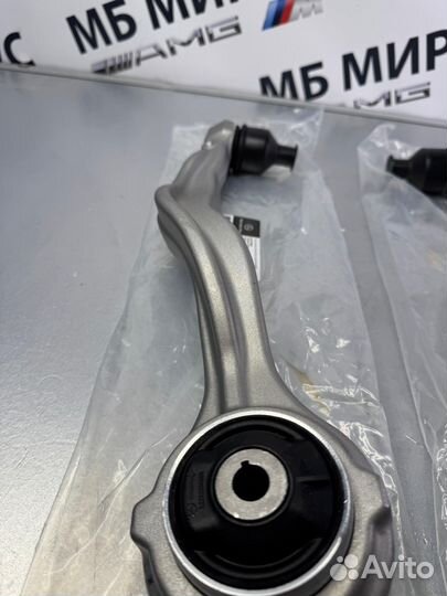 Рычаг правый продольный Mercedes A2233306004