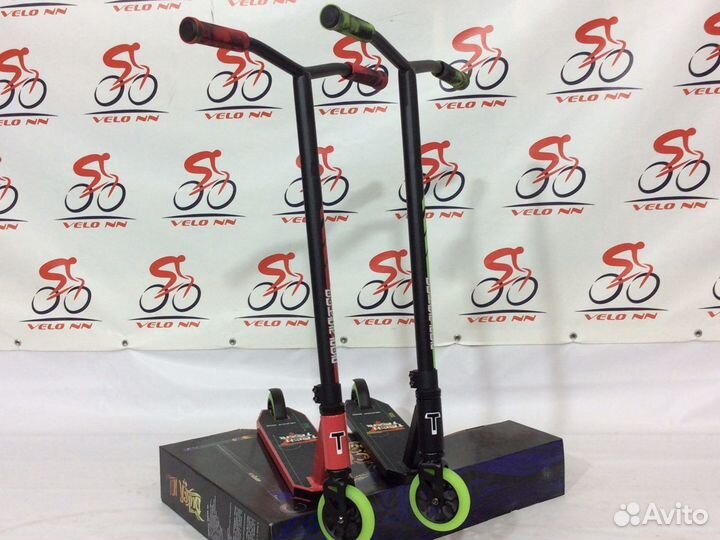 Трюковой самокат дукер 202