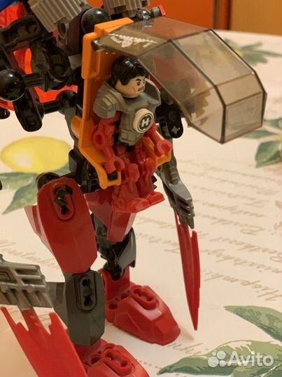 Lego робот(оригинал)