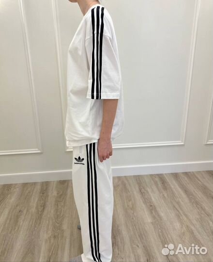 Костюм adidas balenciaga