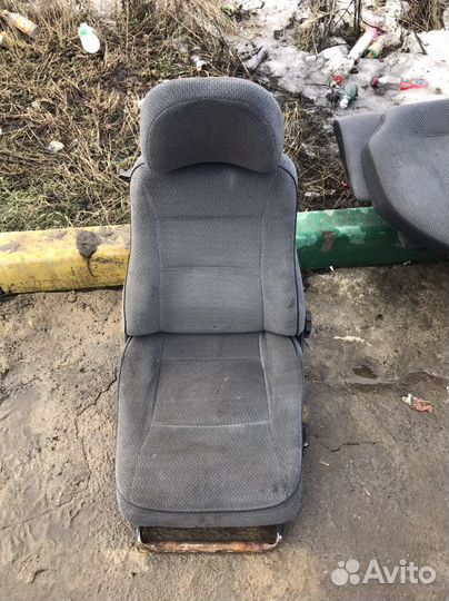 Комплект сиденьий на ваз 2114