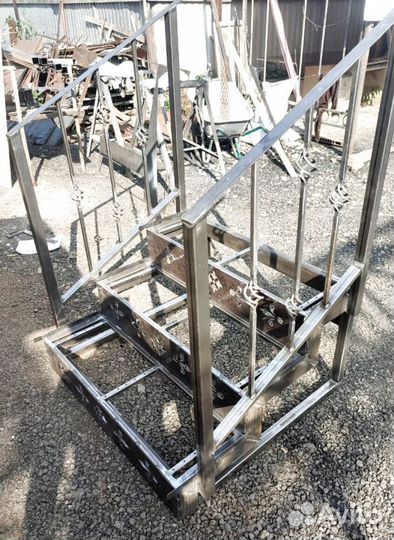 Лестница прямая под ключ