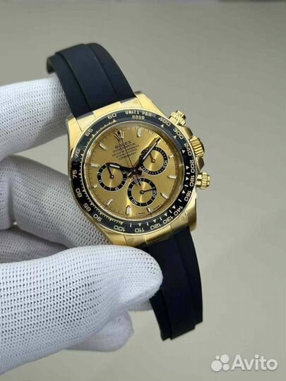 Часы Rolex Cosmograph Daytona Gold 126518LN