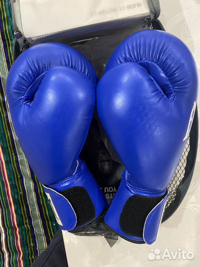 Боксерские перчатки 12 oz everlast