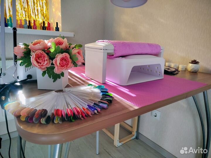 Маникюр на дому