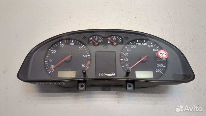 Щиток приборов Volkswagen Passat 5, 1998