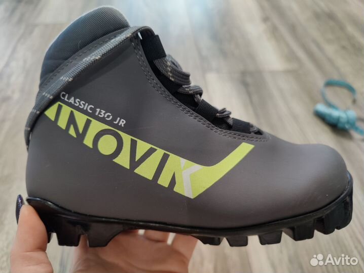 Лыжные ботинки детские 32р