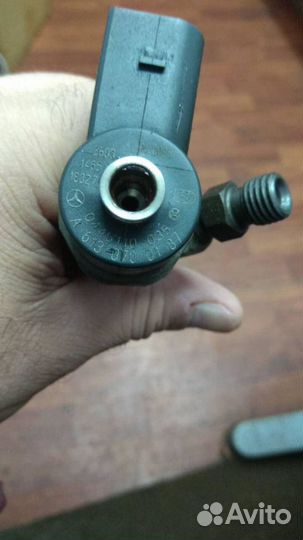 Форсунка Mercedes Sprinter Vito ML270 E320