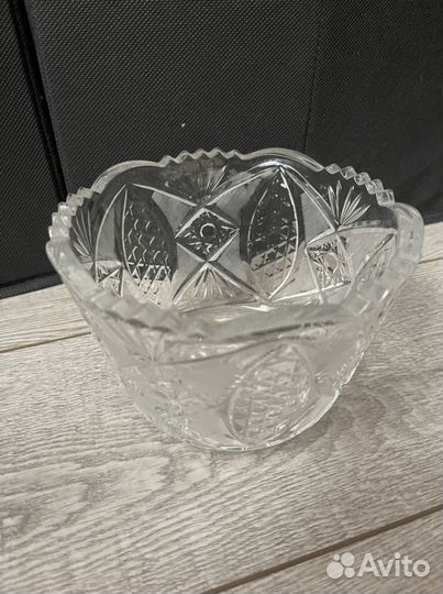 Вазы хрустальные