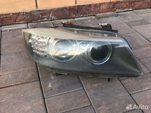 Фара правая биксенон E90. (рестайлинг)