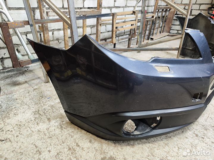 Передний бампер Subaru Outback BR B14