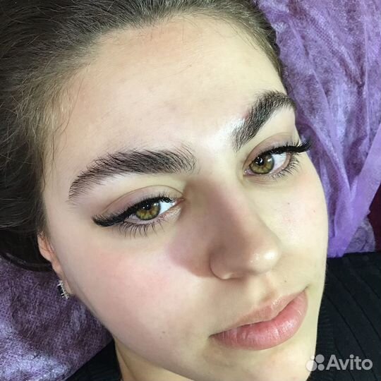 Наращивание ресниц,оформление бровей