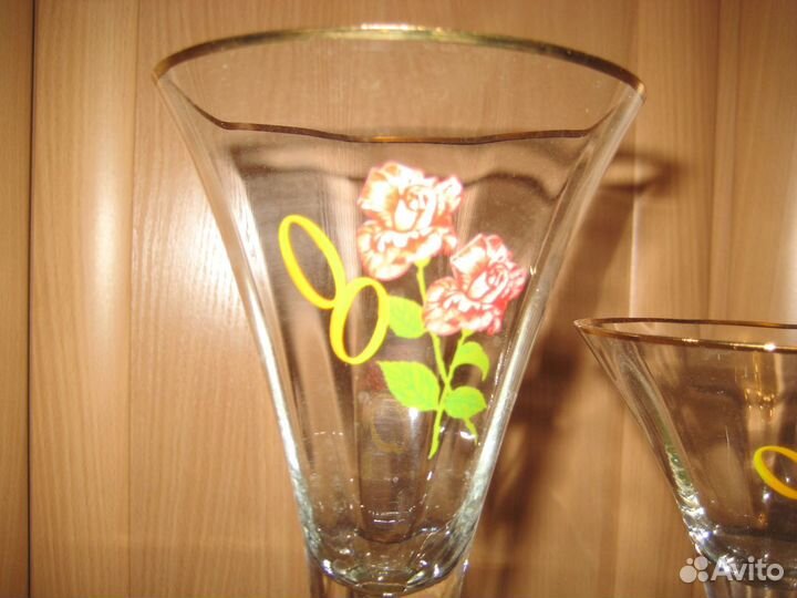 Два свадебных фужера