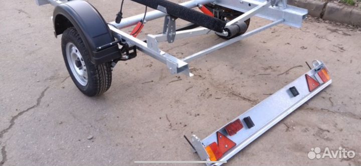 Прицеп водник 8213 А5