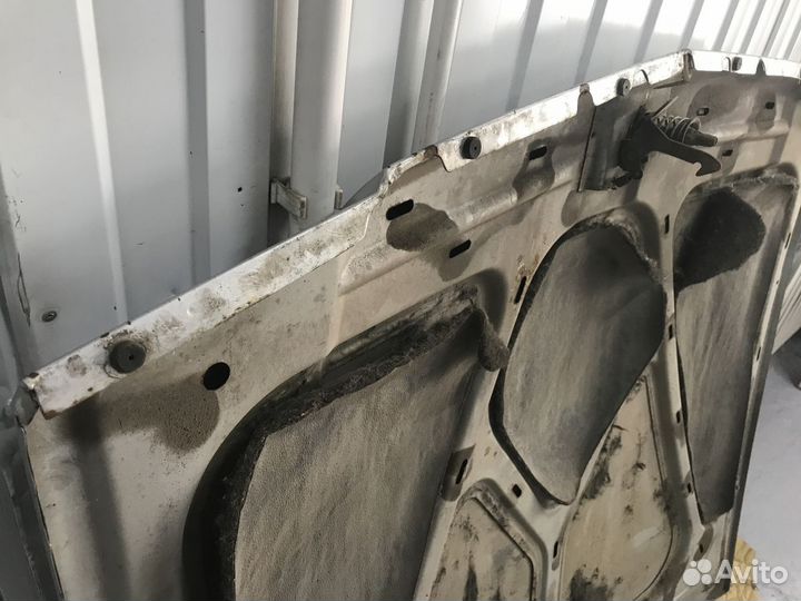 Капот газ 3102 Волга