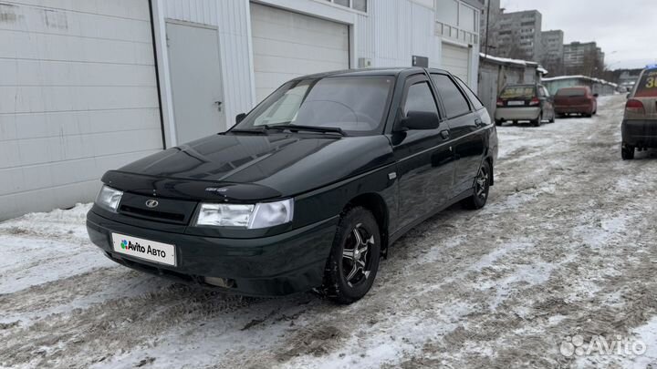 ВАЗ 2112 1.5 МТ, 2004, 200 000 км