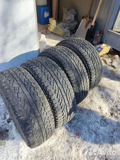 Comforser CF3000 265/70 R16 111T