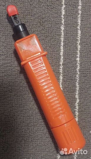 Инструмент для заделки витой пары