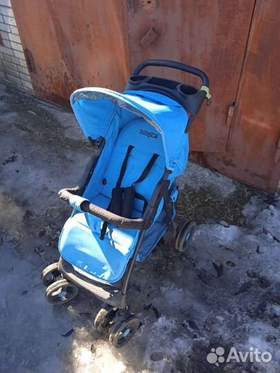 Прогулочная коляска