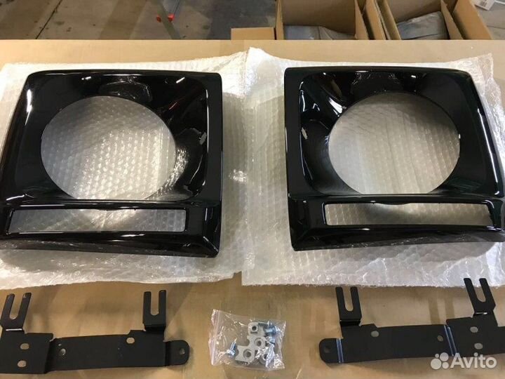 Очки для Mercedes G class W463 черные (black)