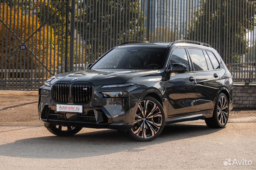 BMW X7 4.4 AT, 2024, 1 км