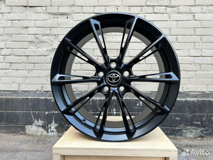 Кованые диски toyota RAV4 V. 2021