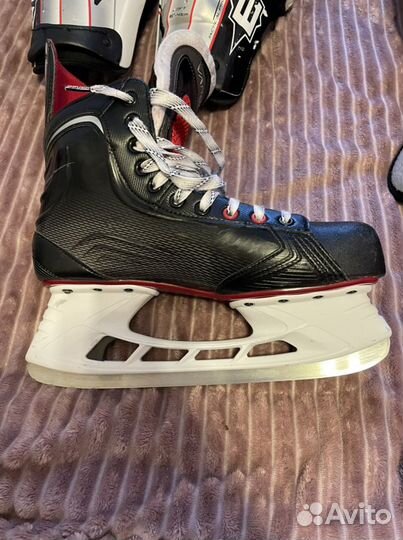 Хоккейные коньки bauer