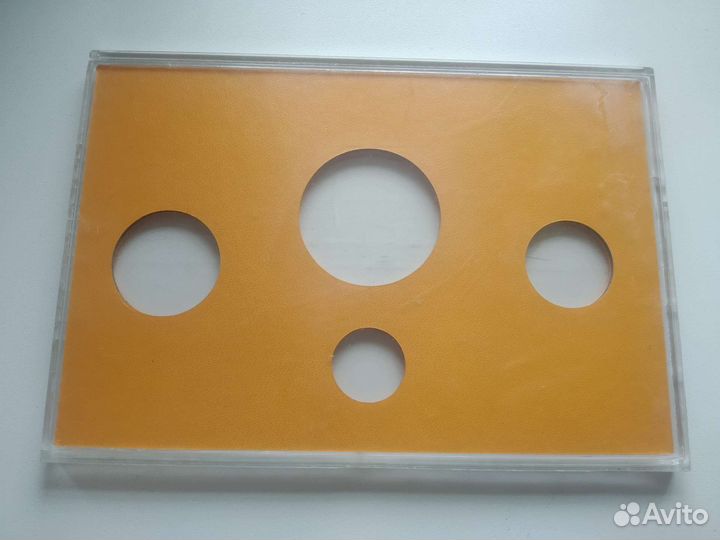 Футляры от официальных наборов монет